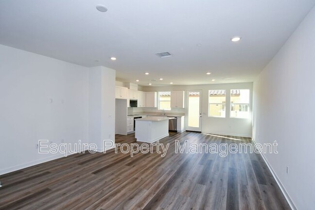 193 Capistrano Dr in Ventura, CA - Building Photo - Building Photo