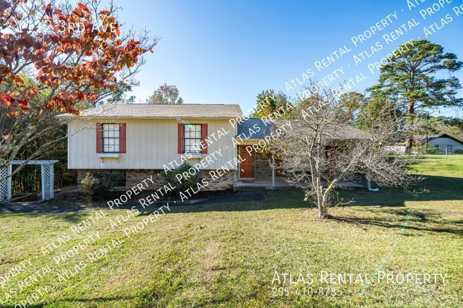 1112 3rd Ave in Pleasant Grove, AL - Building Photo