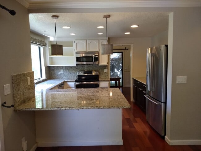 6828 Corte de Flores in Pleasanton, CA - Building Photo - Building Photo