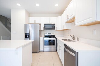 12425 Westhampton Cir in Wellington, FL - Building Photo - Building Photo