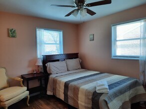 9 9th St S in Alexandria, VA - Foto de edificio - Building Photo