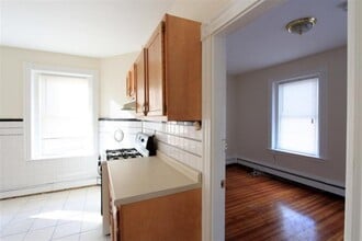 10 Winter St, Unit 2 in Cambridge, MA - Foto de edificio - Building Photo