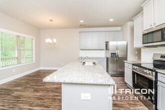 637 Ireland Ln in Dallas, GA - Building Photo - Building Photo