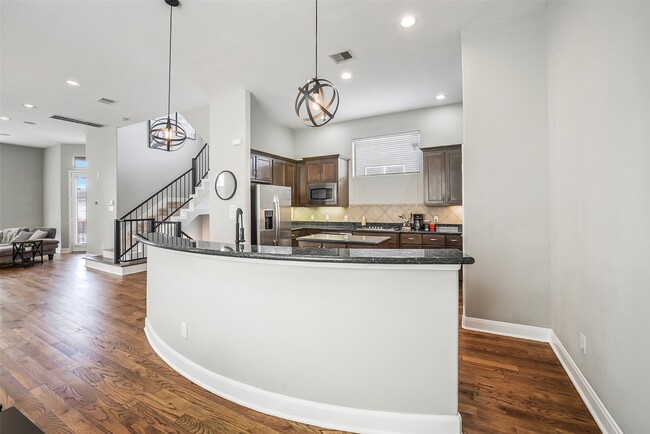 property at 904 Roy St