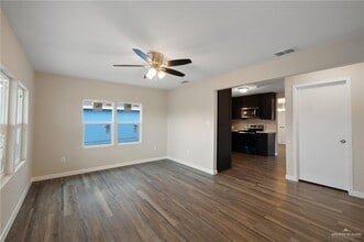 11 N Vermont Ave in Mercedes, TX - Building Photo - Building Photo