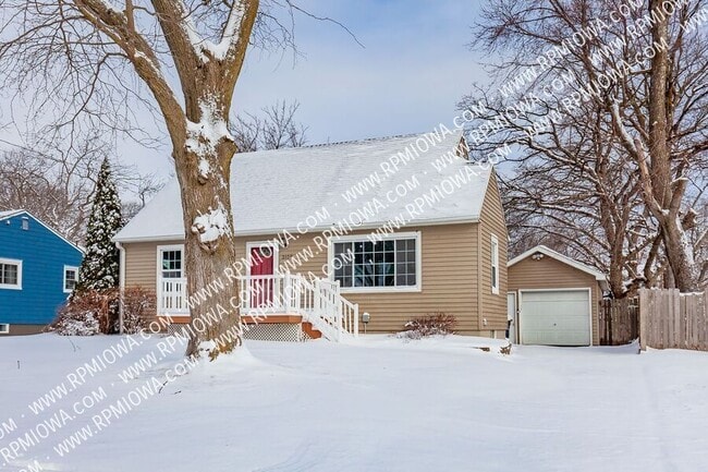 3109 Holcomb Ave in Des Moines, IA - Building Photo - Building Photo