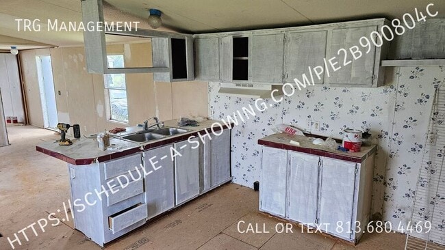 property at 111 Albacore Ln