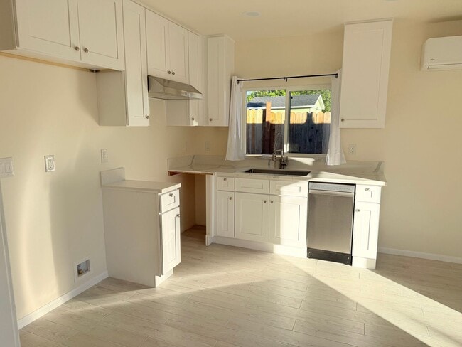 21120 Dalton Ave in Torrance, CA - Foto de edificio - Building Photo