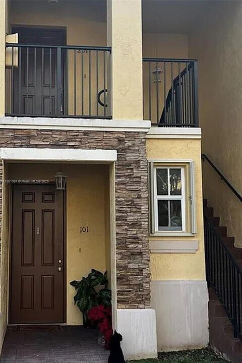1490 NE 33rd Rd in Homestead, FL - Building Photo