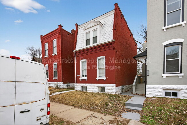 3833 Oregon Ave in St. Louis, MO - Building Photo - Building Photo
