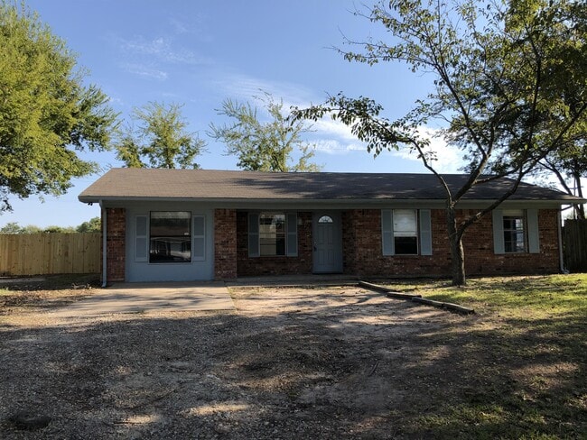 property at 1101 Houston St