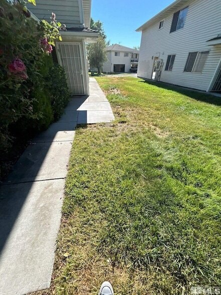 5020 Catalina Dr in Reno, NV - Building Photo - Building Photo