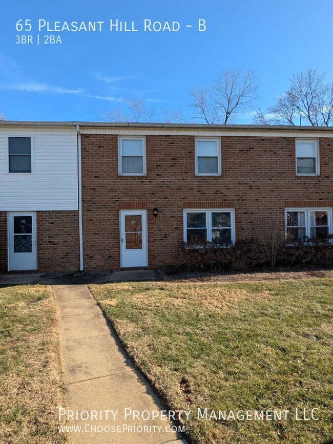 65 Pleasant Hill Rd in Harrisonburg, VA - Building Photo - Building Photo