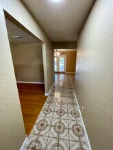 1213 Royal Crown Dr in Eagle Pass, TX - Building Photo - Building Photo