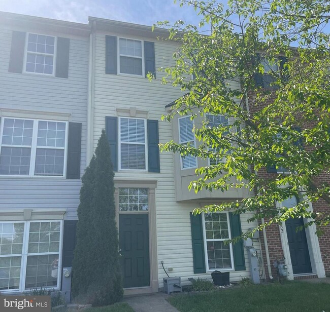 property at 654 Luthardt Rd