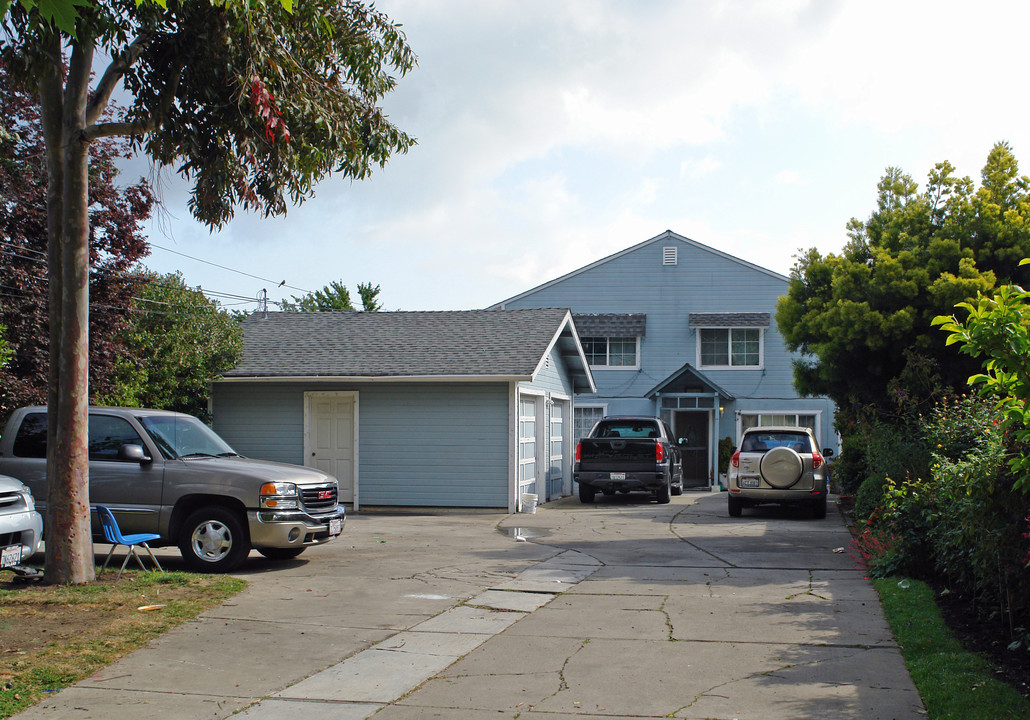 354 N Fremont St in San Mateo, CA - Building Photo