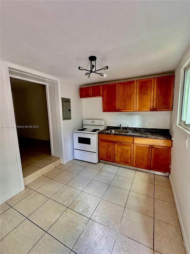 property at 437 NE 30th St