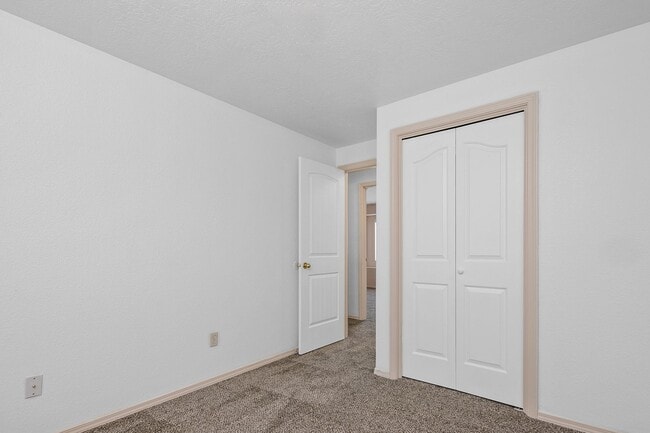 2213 N Pawnee Ln in Boise, ID - Building Photo - Building Photo