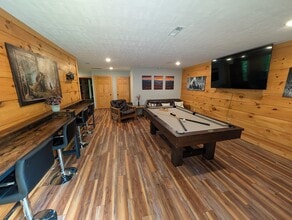 2420 Sylvan Glen Way in Pigeon Forge, TN - Foto de edificio - Building Photo
