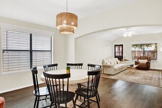 11415 Hemington Dr in Tomball, TX - Building Photo - Building Photo