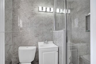 6840 Park St in Hollywood, FL - Building Photo - Building Photo