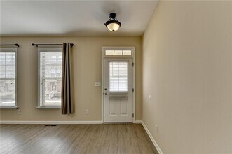 4406 Village Field Place in Suwanee, GA - Building Photo - Building Photo