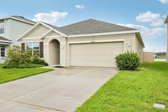 15825 Mauvewood Ave in Odessa, FL - Building Photo - Building Photo