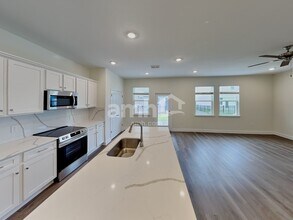 5944 Pinewood Ests Dr in St. Cloud, FL - Building Photo - Building Photo