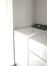 617 Edgar St in Conroe, TX - Building Photo - Building Photo