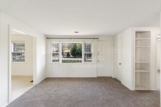 7800 Schelhorn Rd in Alexandria, VA - Building Photo - Building Photo