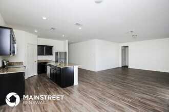 505 Canoe Way in Crowley, TX - Foto de edificio - Building Photo