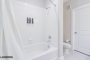 2361 Commerce Park Dr NE, Unit 2414 in Palm Bay, FL - Building Photo