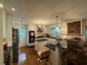 900 Delcris Dr in Birmingham, AL - Building Photo - Building Photo