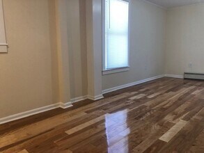 58-60-60 Brackenbury St in Malden, MA - Building Photo - Building Photo