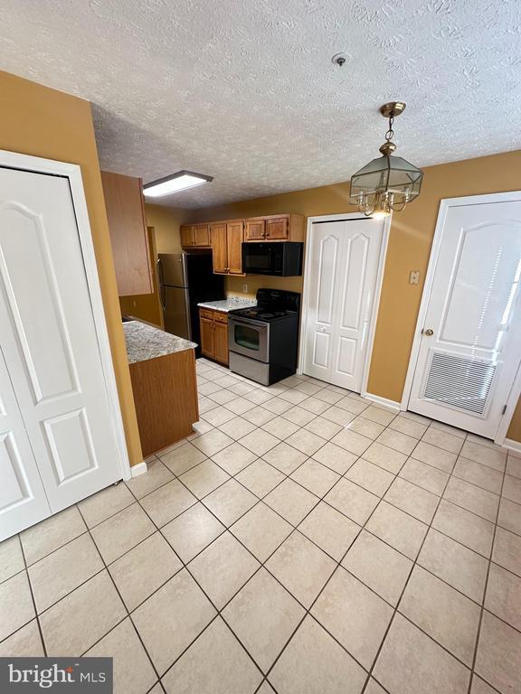 property at 11445 Deepwood Dr