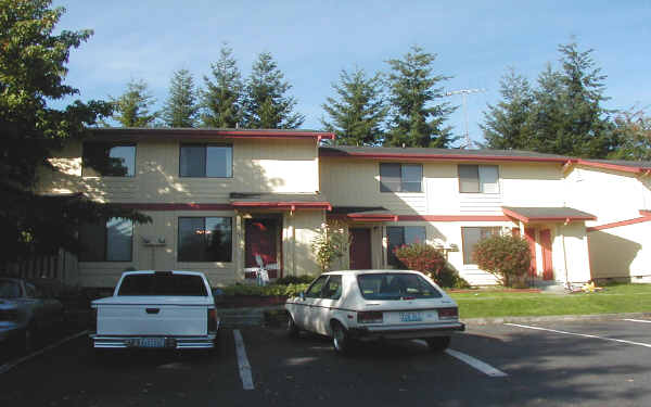 9808 3rd Ave SE in Everett, WA - Building Photo - Building Photo