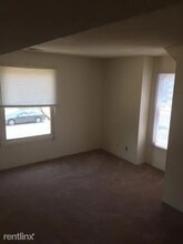 41 S Broad St in Woodbury, NJ - Building Photo - Building Photo