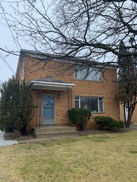 1721 Liberty Dr, Unit 1721 Liberty Drive in Akron, OH - Building Photo