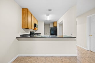 Oak Terrace at Lake Park in Lake Park, GA - Foto de edificio - Building Photo