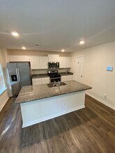 881 Greene Mdw Dr in Jefferson City, TN - Building Photo - Building Photo