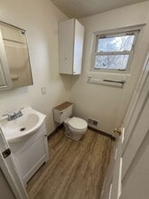 2314 Broadway Ave, Unit 2 in Pittsburgh, PA - Building Photo - Building Photo