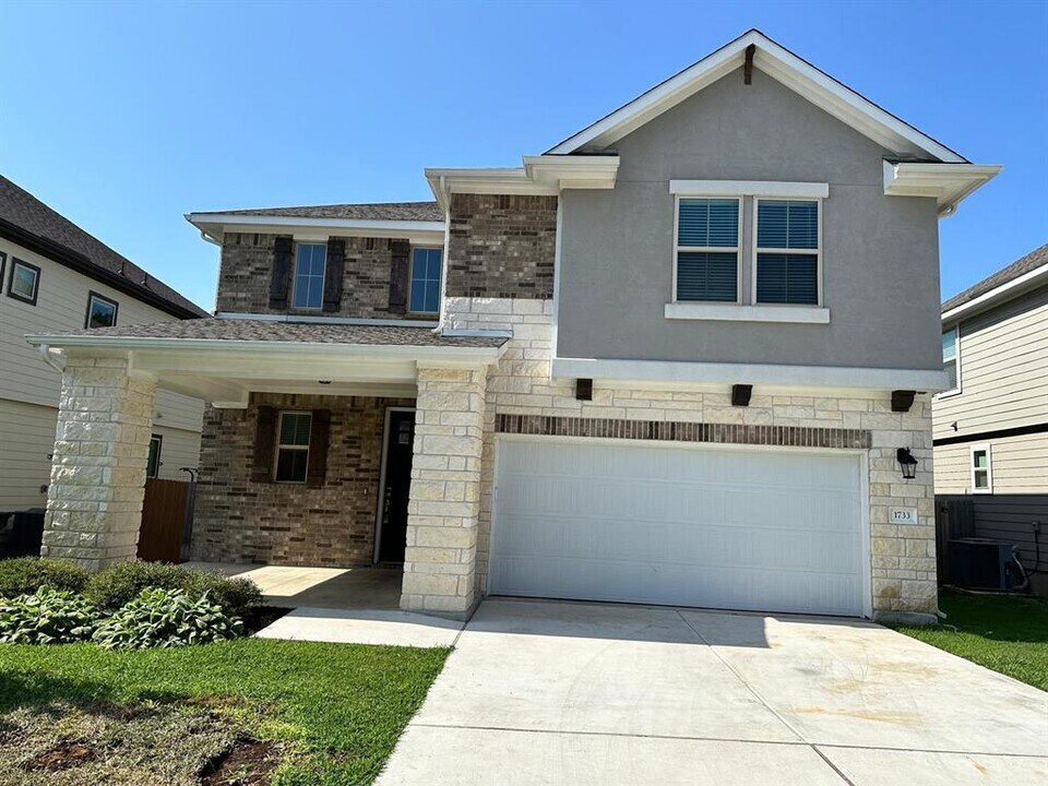 1733 Turtle Bay Loop in Leander, TX - Building Photo