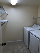 2114 SW Silver Pine Way in Palm City, FL - Building Photo - Building Photo