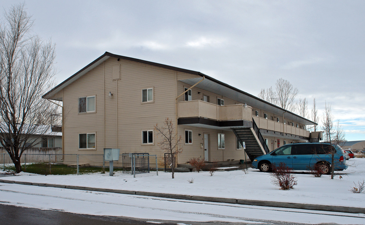 Cherry Valley Apartments in Emmett, ID - Building Photo