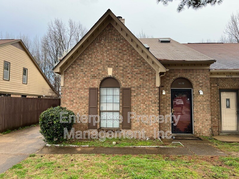 5828 Grassy Valley Dr in Memphis, TN - Building Photo