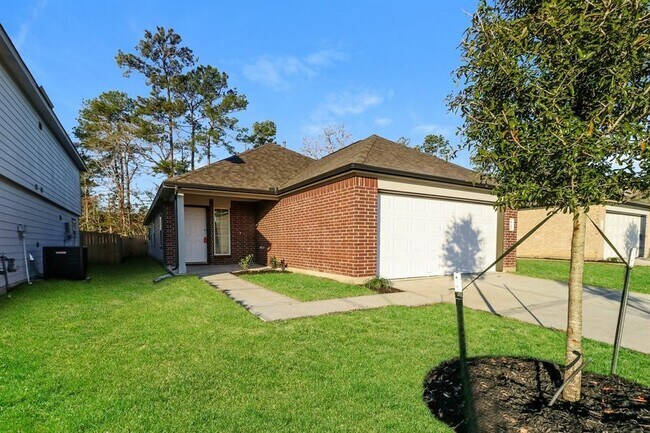 2720 Atlas Dr in Conroe, TX - Building Photo - Building Photo