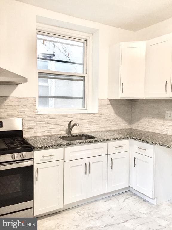 property at 125 N Ruby St