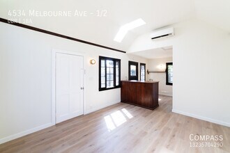 4534 Melbourne Ave-Unit -1/2 in Los Angeles, CA - Building Photo - Building Photo