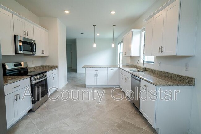 property at 1644 Saddlewood Cir