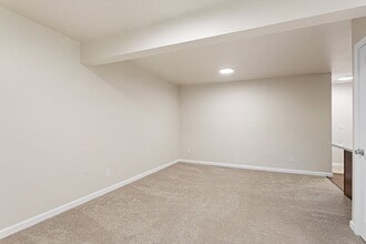 The Lodge @ 73rd in Kenmore, WA - Foto de edificio - Interior Photo